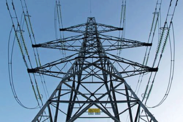 YRKK高壓電機必須承受多大的電壓？